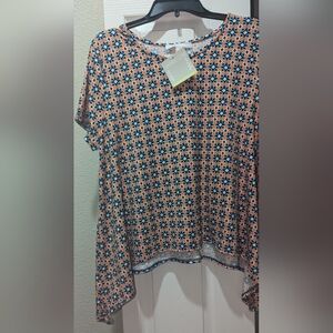 NWT, Orange/Blue/wight, short sleeve, flowy bottom top- petite XL